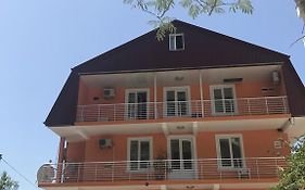 Kvariati - Guest House